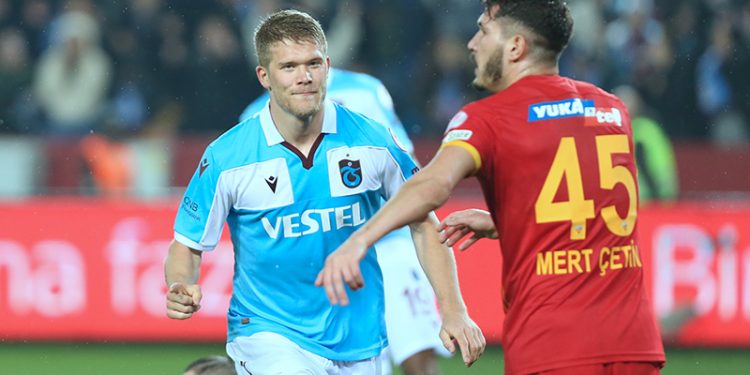 Trabzonspor 37 yıl sonra çift kupaya çok yaklaştı