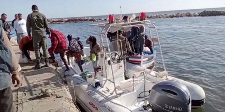 Tunus'ta 4 göçmen teknesi battı: Çok sayıda ölü