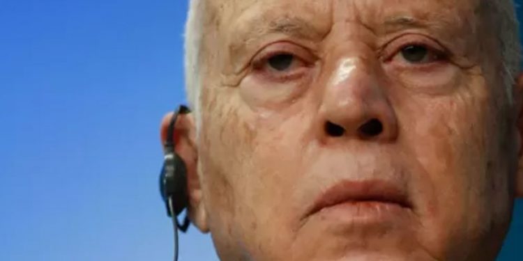 Tunus'ta Temsilciler Meclisi feshedildi: Tünelin ucu nereye çıkıyor?