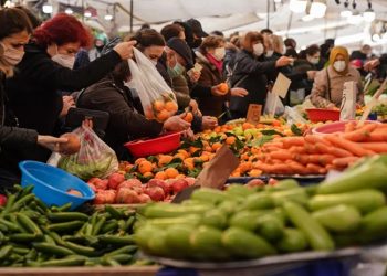 TÜİK'e göre, ekonomiye güven nisan ayında azaldı