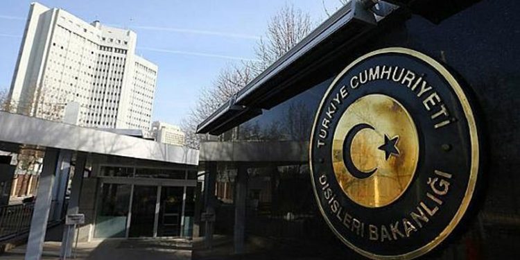 Türkiye 9 yıl aradan sonra Kahire'ye 'büyükelçi' atadı