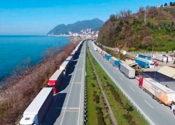 Türkiye gazetesi: TIR şoförleri ülkeden kaçıyor