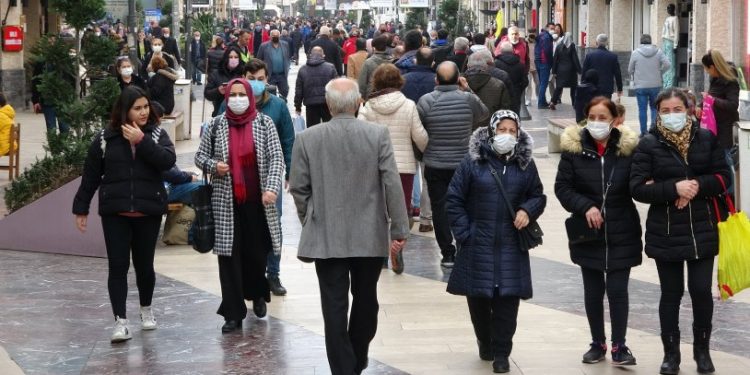 Türkiye'de koronavirüs | Son 24 saatte 18 can kaybı