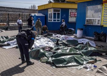 Ukrayna’da tren garı füzeyle vuruldu; en az 30 ölü