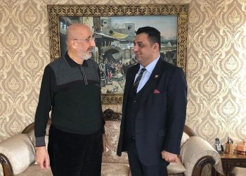 Uyuşturucudan tutuklanan Akat’la fotoğrafı çıkan Dilipak: Kenevir konuşmaya gelmişti