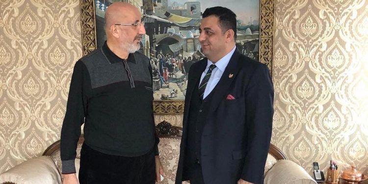 Uyuşturucudan tutuklanan Akat’la fotoğrafı çıkan Dilipak: Kenevir konuşmaya gelmişti