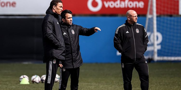 Valerien Ismael listeyi verdi; işte Beşiktaş'ta kalacak ve gidecek isimler