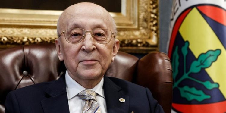 Vefa Küçük, Divan seçimini Koç-Yıldırım çekişmesinin ilk provası olarak görüyor