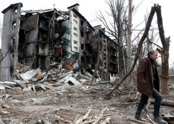 Volodimir Zelensky: Mariupol’de yaklaşık 120 bin sivil abluka altında