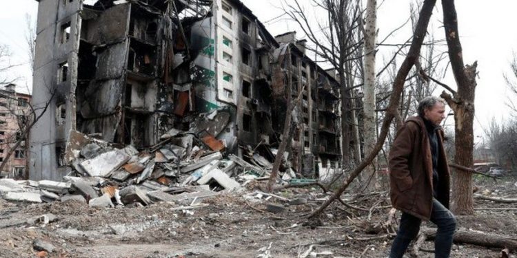 Volodimir Zelensky: Mariupol’de yaklaşık 120 bin sivil abluka altında