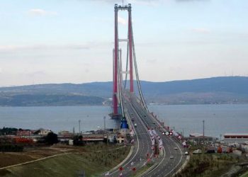 'Yap-işlet-devret' projeleri, TL'ye çevrilmeye çalışılıyor