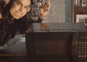 Yapay zeka 'Beni 20 yıl unuttun' dedi, cinayete teşebbüs etti