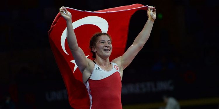 Yasemin Adar Yiğit 5’inci kez Avrupa şampiyonu oldu