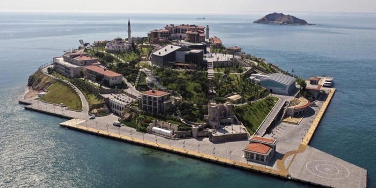 Yassı Ada'ya yapılan beş yıldızlı otel iflas etti