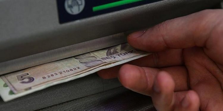 Yaşlı ve engelli aylığı ödemeleri başladı