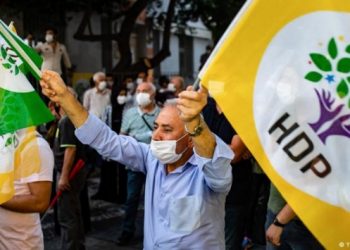 Yetkin: HDP, AK Parti&rsquo;den gelebilecek yaklaşıma kapıları kapatmıyor