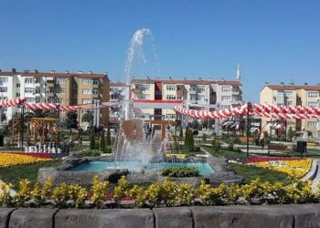 Yeşil alanları hedef alan AKP’li belediye bir parkı daha imara açtı