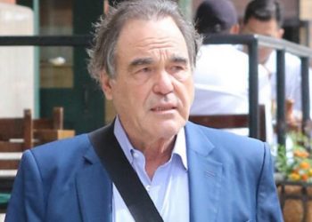 Yönetmen Oliver Stone: Amerika bir doberman gibidir, çok parası olan metodik bir katildir