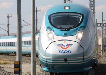 Yüksek Hızlı Tren seferlerine bir zam daha!