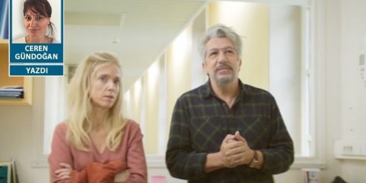 Zamanda İki İleri Bir Geri