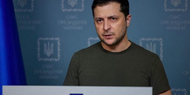 Zelenskiy: ‘Rusya birlikleri Donbass’ta taarruza başladı, kendimizi savunacağız’