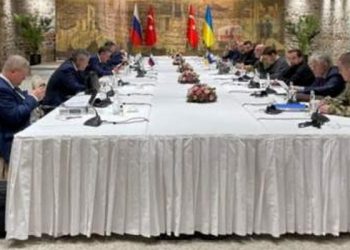 Zelenskiy’in danışmanı: İstanbul’daki görüşmelerde Mariupol’deki sivilleri tahliye etmek üzere anlaşmaya varıldı