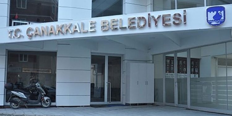 Çanakkale Belediye Başkan Yardımcısı görevden uzaklaştırıldı