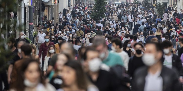 Ödediği verginin karşılığını alamadığını söyleyen yurttaş sordu: Nereye gidiyor bu kaynaklar?