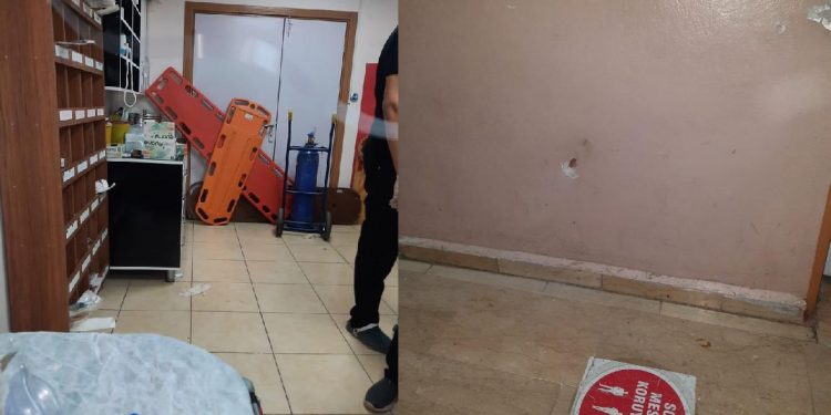 Ölen hastanın yakınları sağlık çalışanlarına saldırdı