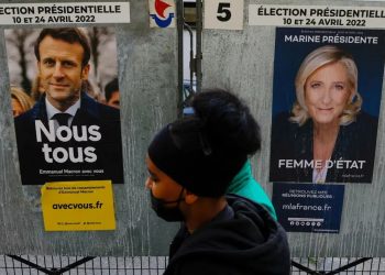 İkinci tur kampanyasına başlayan Macron, emeklilik yaşını yükseltme teklifinde geri adım atabileceğini söyledi