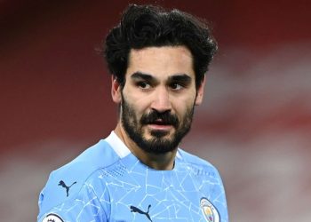 İlkay Gündoğan'ın "Altın Top" adayı Benzema