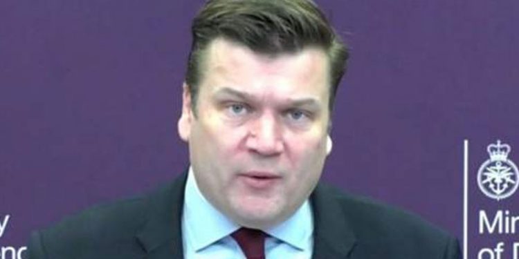 İngiliz Bakan Yardımcısı: Rusya Ukrayna'da kimyasal silah kullandıysa, tüm seçenekler masada olur