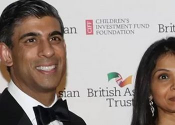 İngiltere Maliye Bakanı Sunak, eşinin vergiden kaçındığı iddiaları için 'Karalama kampanyası' dedi