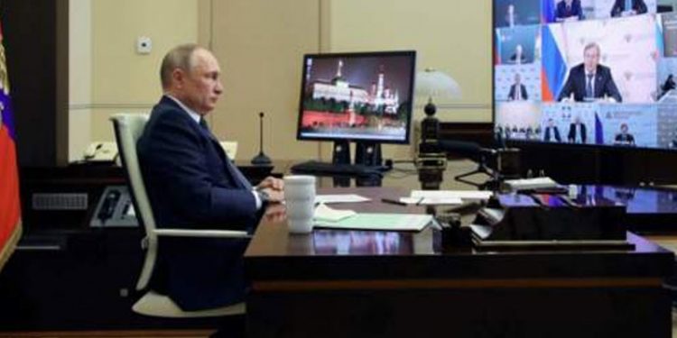 İngiltere Savunma Bakanı: Putin kendi inşa ettiği kafesin içinde