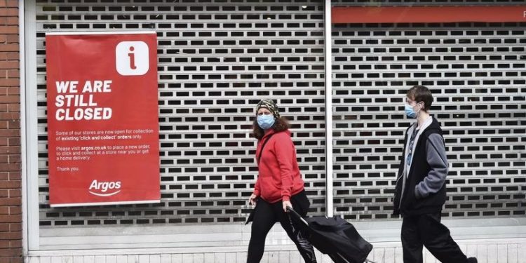 İngiltere'de bu yaz ekonomik durgunluk bekleniyor