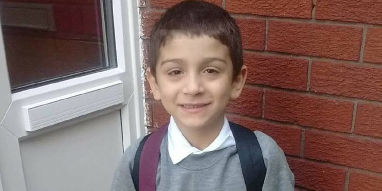 İngiltere'de uyuşturucu bağımlısı anneye, 7 yaşındaki oğlunun ölümüne yol açtığı gerekçesiyle 20 yıl hapis cezası verildi