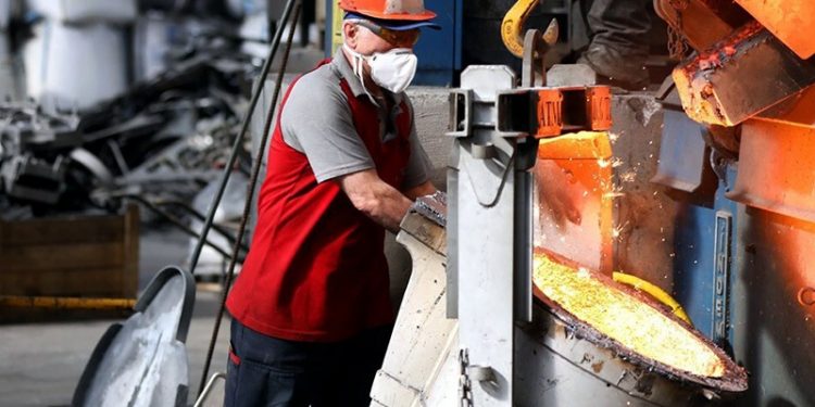 İnşaat malzemeleri yıllık ihracatı şubat ayında 32 milyar doları aştı