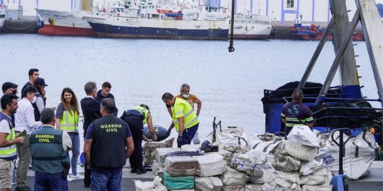 İspanya 3 ton kokain yüklü tekneye el koydu: 4 Türk vatandaşı gözaltında