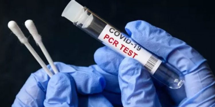 İspanya'da bir sağlık çalışanının 20 gün arayla iki kez virüse yakalandığı tespit edildi