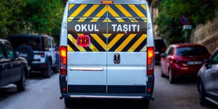 İzmir’de okul servis ücretlerine yüzde 40 zam