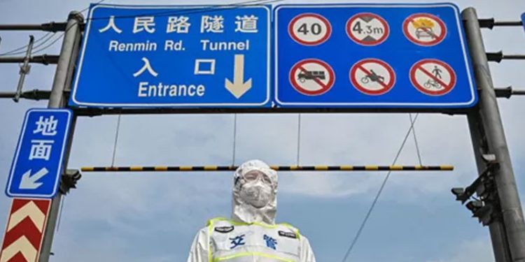 Şangay neden 'gevşetilmiş' Covid önlem politikasını bıraktı?