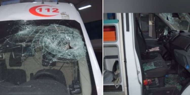 ‘Ambulansa saldırıp, yaralıları sedye üzerinde infaz edenleri korumaya devam ediyorlar’