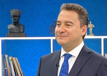 ‘Ben ekonomistim’ diyen Erdoğan’a: ‘Düzeltsin ekonomiyi, elini tutan mı var?