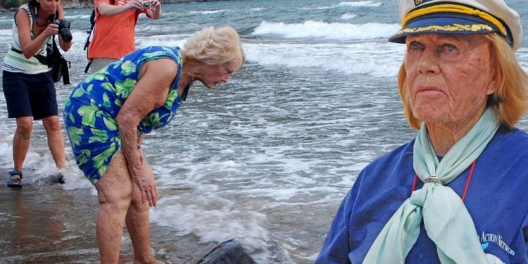‘Caretta Carettaların annesi’ Kaptan June hayatını kaybetti