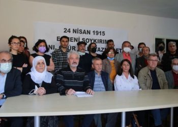 ‘Devlet Ermenileri imha etmekle kalmadı, izlerini de sildi’