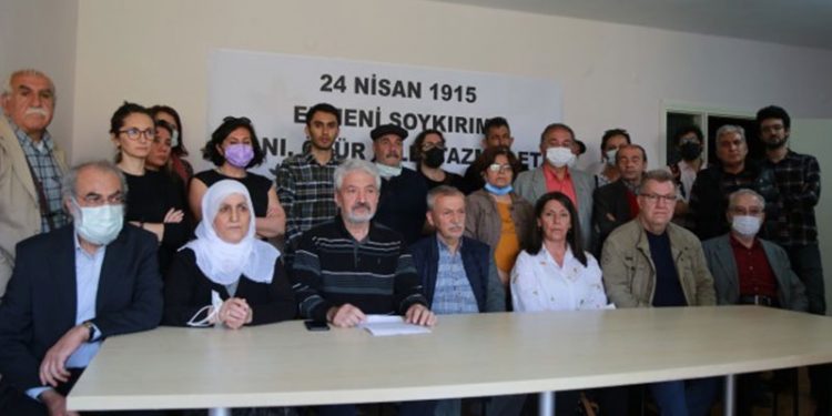 ‘Devlet Ermenileri imha etmekle kalmadı, izlerini de sildi’