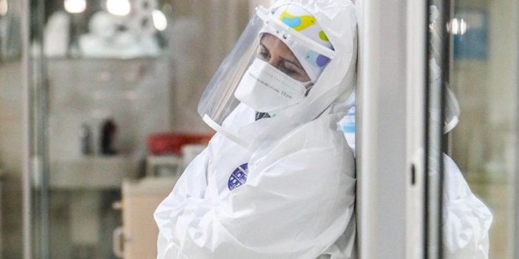 ‘Yılın ilk üç ayında 657 doktor yurtdışına gitmek için iyi hal belgesi aldı’