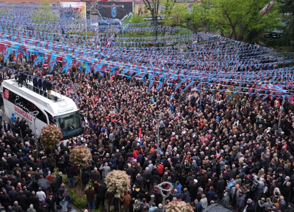 İmamoğlu Trabzon’da: Bu sürecin en çalışkan neferi olacağım