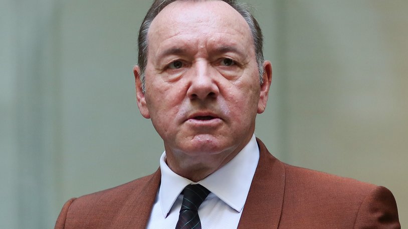 İngiltere, Kevin Spacey için resmi iade sürecini başlatabilir