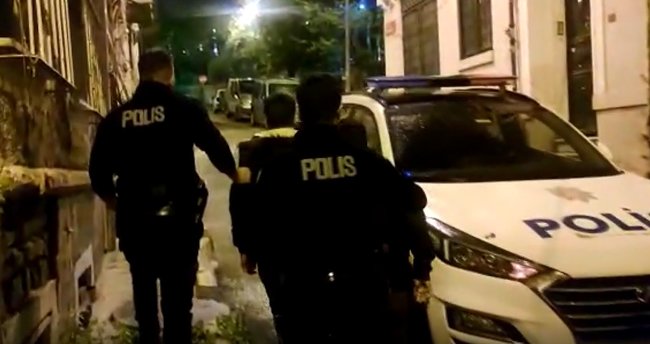 İstanbul Valiliği: Bir haftada 2 bin 442 kaçak göçmen ülkelerine gönderildi